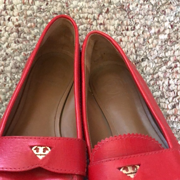 ♥️EUC Vintage Cherry Red Tory Burch Loafers♥️ - Picture 6 of 6